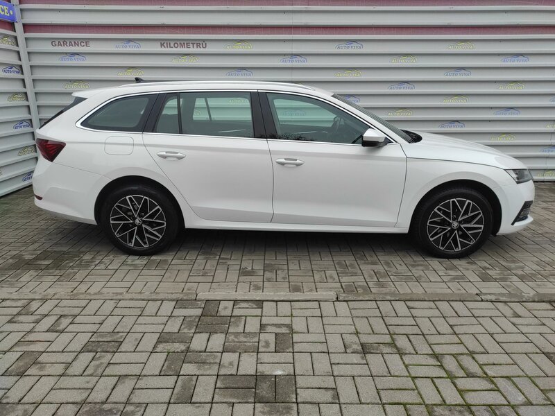 Škoda - Octavia - 2,0TDi Style, ČR, Navi