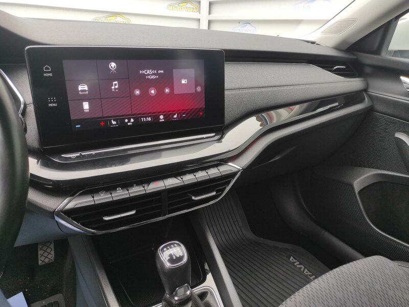 Škoda - Octavia - 2,0TDi Style, ČR, Navi