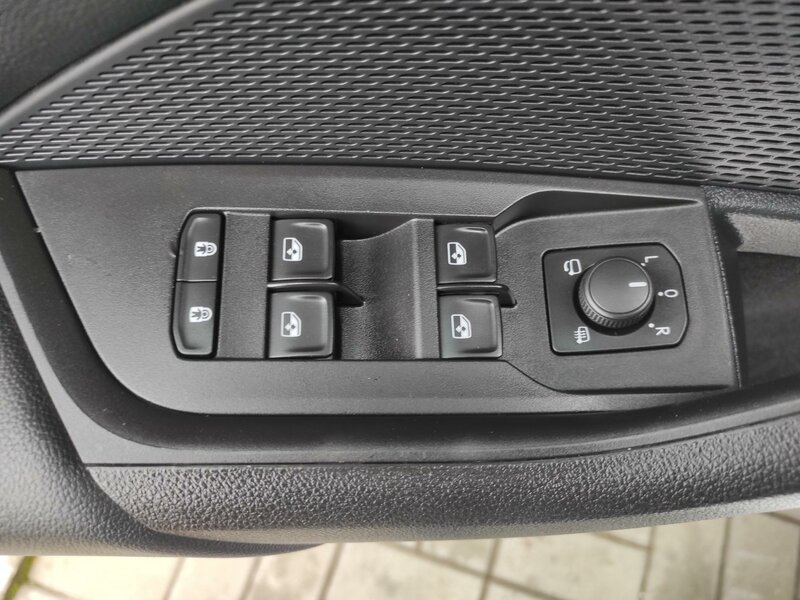 Škoda - Octavia - 2,0TDi Style, ČR, Navi