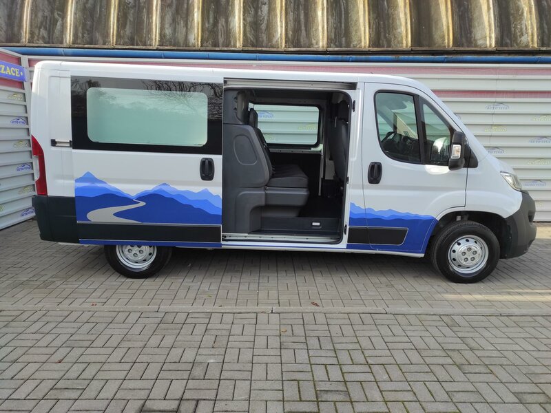 Opel - Movano - 2,2BHDi L2H1, 7 míst, Vestavba Opel - Movano - 2,2BHDi L2H1, 7 míst, Vestavba