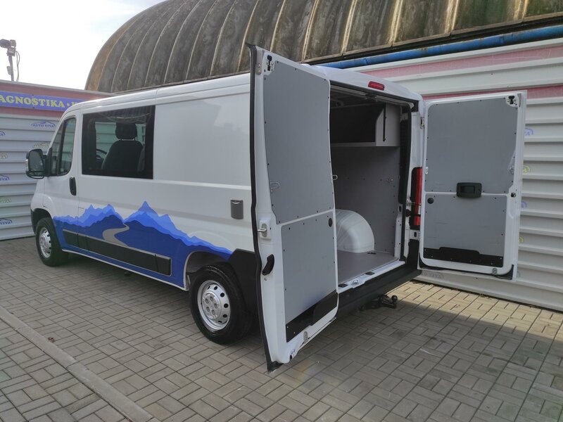 Opel - Movano - 2,2BHDi L2H1, 7 míst, Vestavba Opel - Movano - 2,2BHDi L2H1, 7 míst, Vestavba
