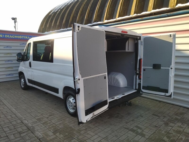 Opel - Movano - 2,2BHDi L2H1, 7 míst, Vestavba