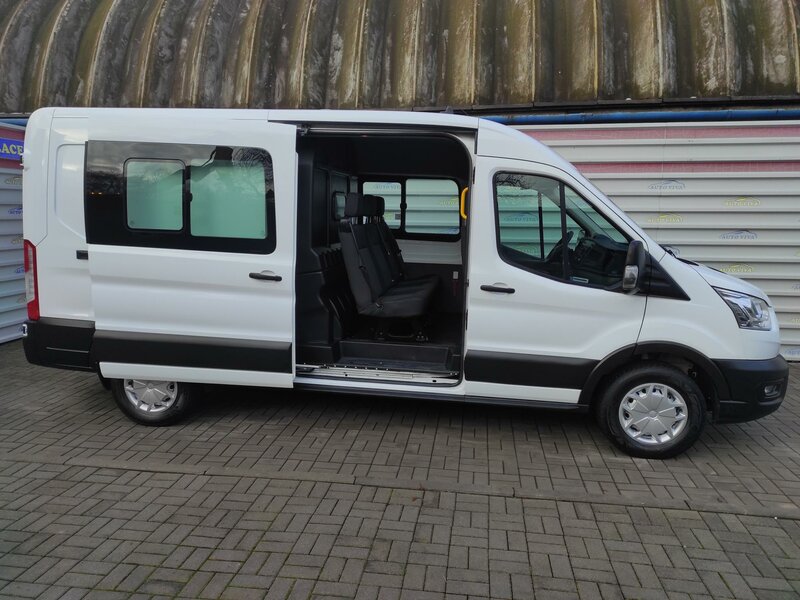 Ford - Transit - 2,0eBlue DCiV,L3,5 míst,Tažné Ford - Transit - 2,0eBlue DCiV,L3,5 míst,Tažné