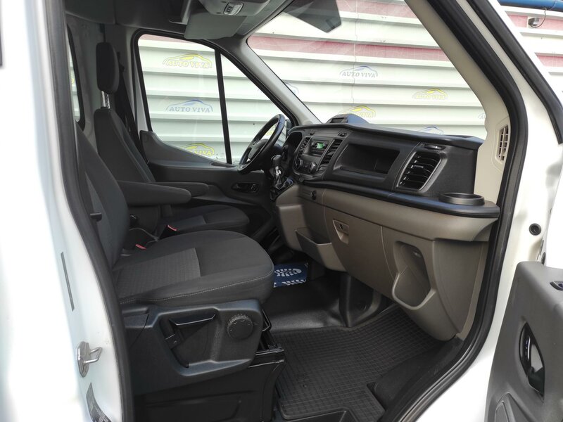 Ford - Transit - 2,0eBlue DCiV,L3,5 míst,Tažné Ford - Transit - 2,0eBlue DCiV,L3,5 míst,Tažné