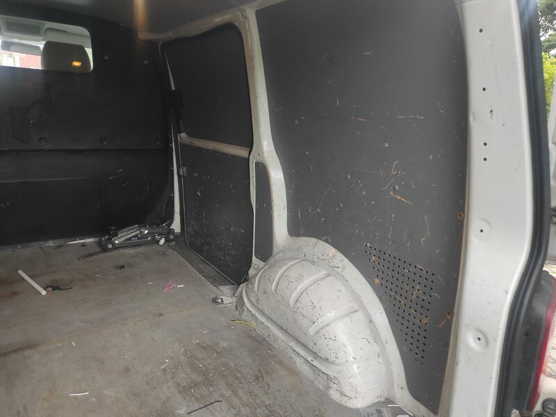 Volkswagen - Transporter - 2,5TDi 96kW, Klima, ČTI POPIS! Volkswagen - Transporter - 2,5TDi 96kW, Klima, ČTI POPIS!