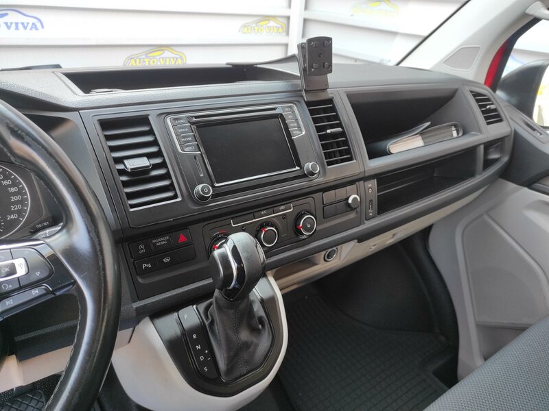 Volkswagen - Transporter - 2,0TDi DSG,Long,Dílna,2xDveře Volkswagen - Transporter - 2,0TDi DSG,Long,Dílna,2xDveře
