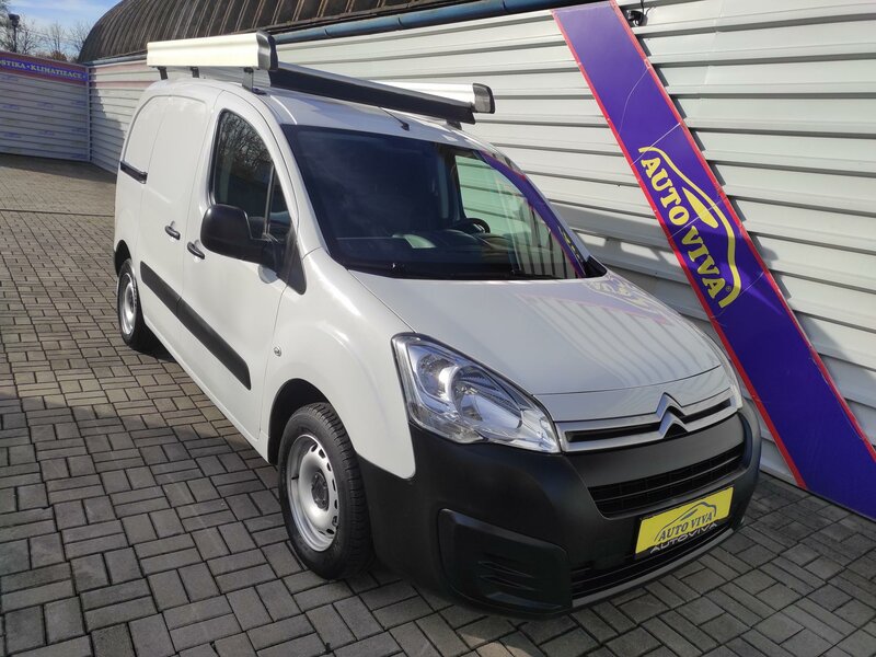 Citroën - Berlingo - 1,6BlueHDi L1, 3 místa!, ČR Citroën - Berlingo - 1,6BlueHDi L1, 3 místa!, ČR