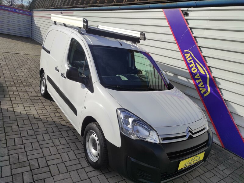 Citroën - Berlingo - 1,6BlueHDi L1, 3 místa!, ČR Citroën - Berlingo - 1,6BlueHDi L1, 3 místa!, ČR