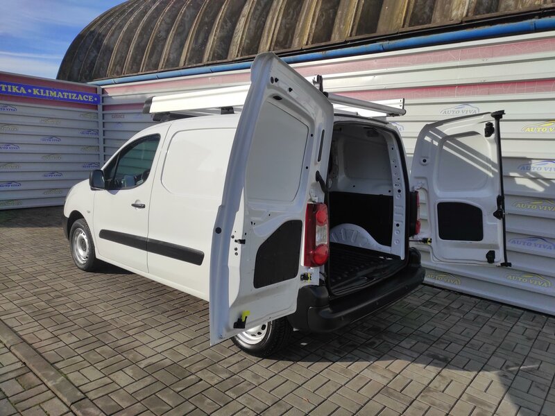 Citroën - Berlingo - 1,6BlueHDi L1, 3 místa!, ČR Citroën - Berlingo - 1,6BlueHDi L1, 3 místa!, ČR