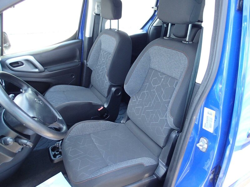 Peugeot - Partner - 1,6 BlueHDi ACTIVE,ČR,1majitel