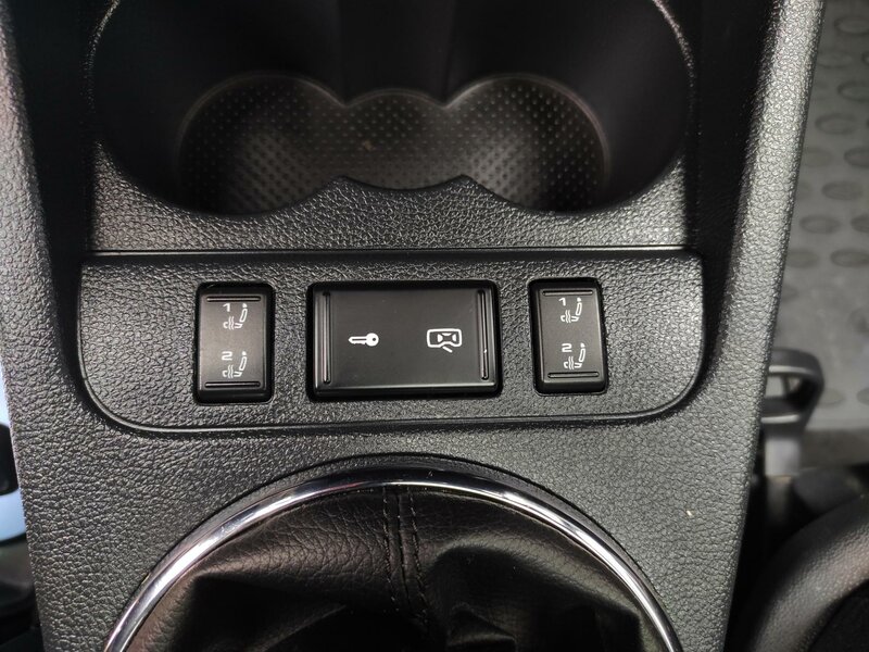 Škoda - Roomster - 1,2TSi 77kW,Panorama,TopKM