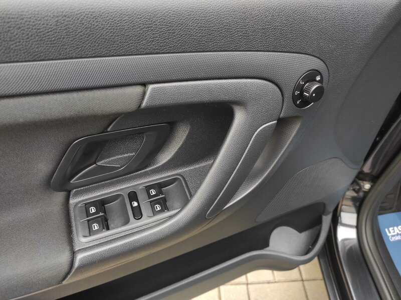 Škoda - Roomster - 1,2TSi 77kW,Panorama,TopKM