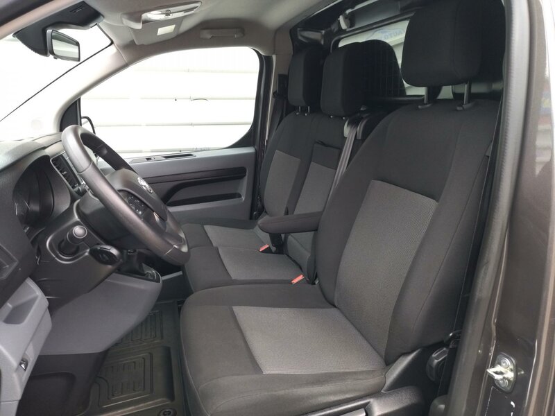 Toyota - ProAce - 2,0D-4D L2, ACTIVE,Tažné,Navi