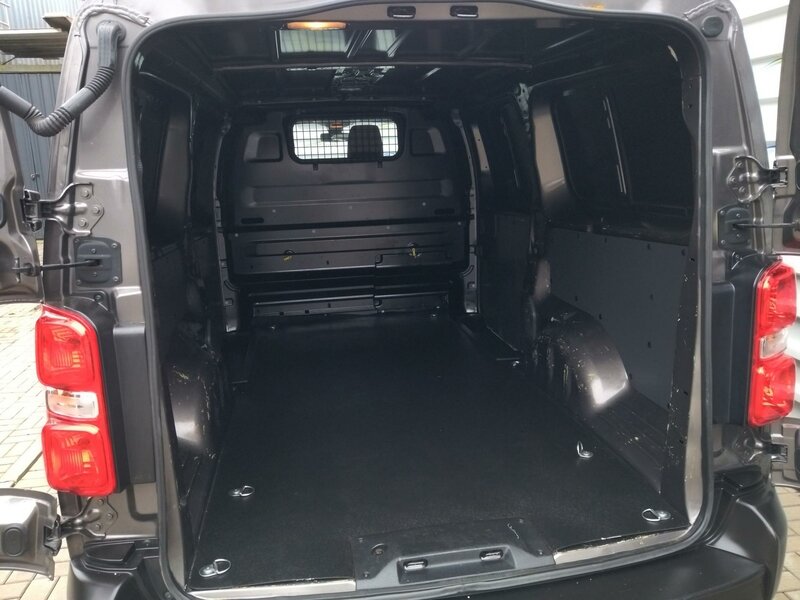 Toyota - ProAce - 2,0D-4D L2, ACTIVE,Tažné,Navi