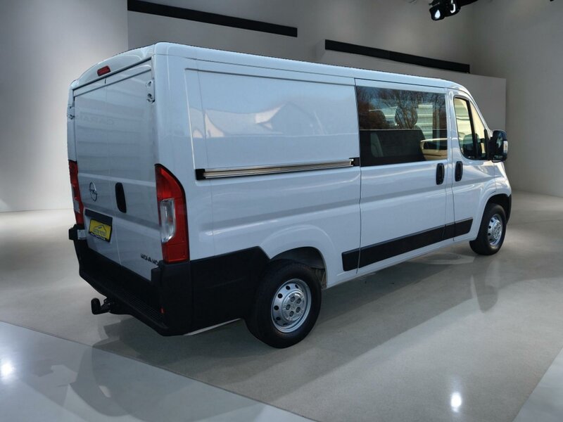 Opel - Movano - 2,2BHDi L2H1, 7 míst, Vestavba Opel - Movano - 2,2BHDi L2H1, 7 míst, Vestavba