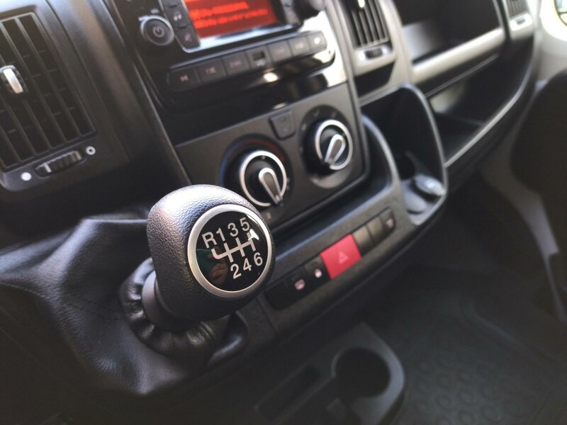 Opel - Movano - 2,2BHDi L2H1, 7 míst, Vestavba Opel - Movano - 2,2BHDi L2H1, 7 míst, Vestavba