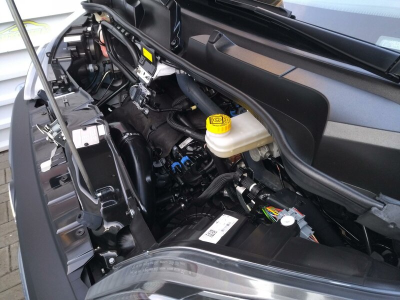 Opel - Movano - 2,2BHDi L2H1, 7 míst, Vestavba Opel - Movano - 2,2BHDi L2H1, 7 míst, Vestavba