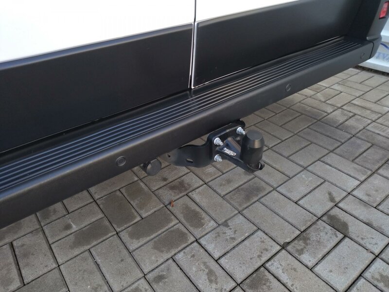 Opel - Movano - 2,2BHDi L2H1, 7 míst, Vestavba Opel - Movano - 2,2BHDi L2H1, 7 míst, Vestavba