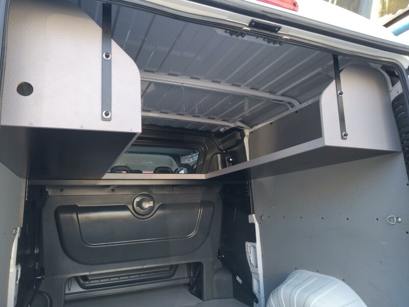 Opel - Movano - 2,2BHDi L2H1, 7 míst, Vestavba Opel - Movano - 2,2BHDi L2H1, 7 míst, Vestavba