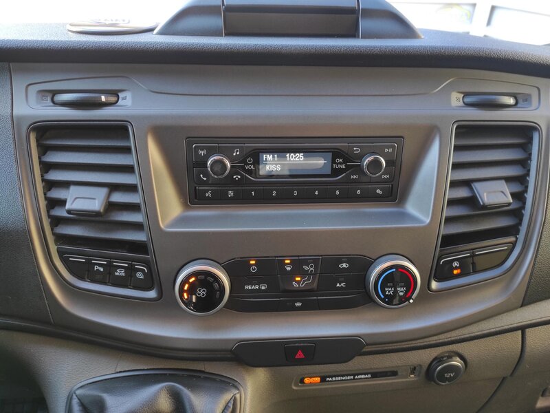 Ford - Transit - 2.0EcobBlue mHev, L2, 7 míst!