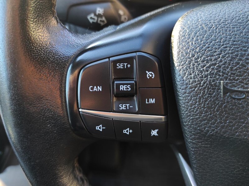 Ford - Transit - 2.0EcobBlue mHev, L2, 7 míst!