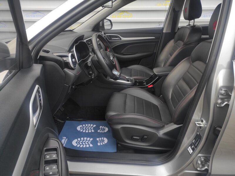 MG - ZS - 1,0i Automat, FULL výbava, ČR