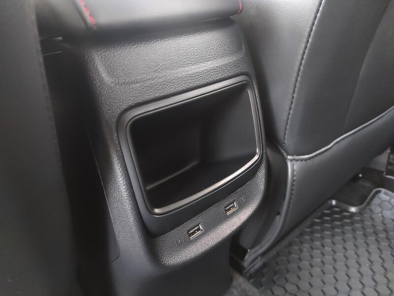 MG - ZS - 1,0i Automat, FULL výbava, ČR