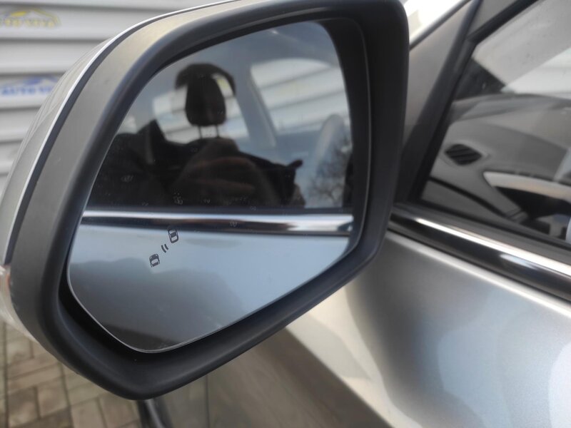 MG - ZS - 1,0i Automat, FULL výbava, ČR