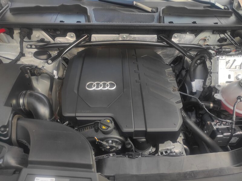 Audi - Q5 - 2,0TFSi 195kW,Sportback, 4x4