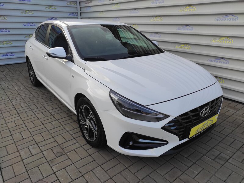 Hyundai - i30 - 1,5T-GDi mHev,48V,AT,Fastback