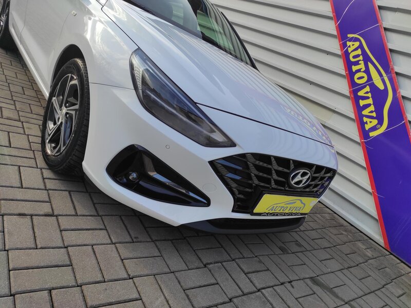 Hyundai - i30 - 1,5T-GDi mHev,48V,AT,Fastback