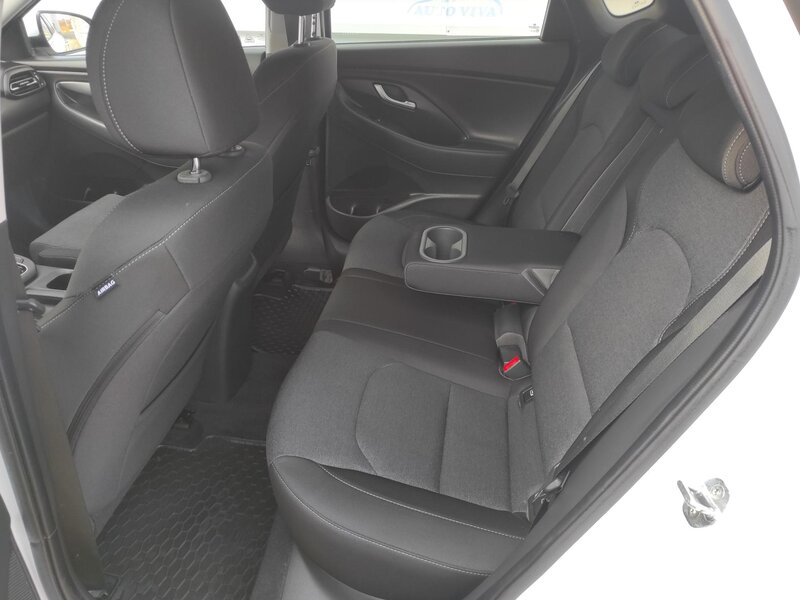 Hyundai - i30 - 1,5T-GDi mHev,48V,AT,Fastback