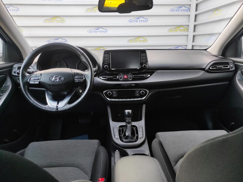 Hyundai - i30 - 1,5T-GDi mHev,48V,AT,Fastback