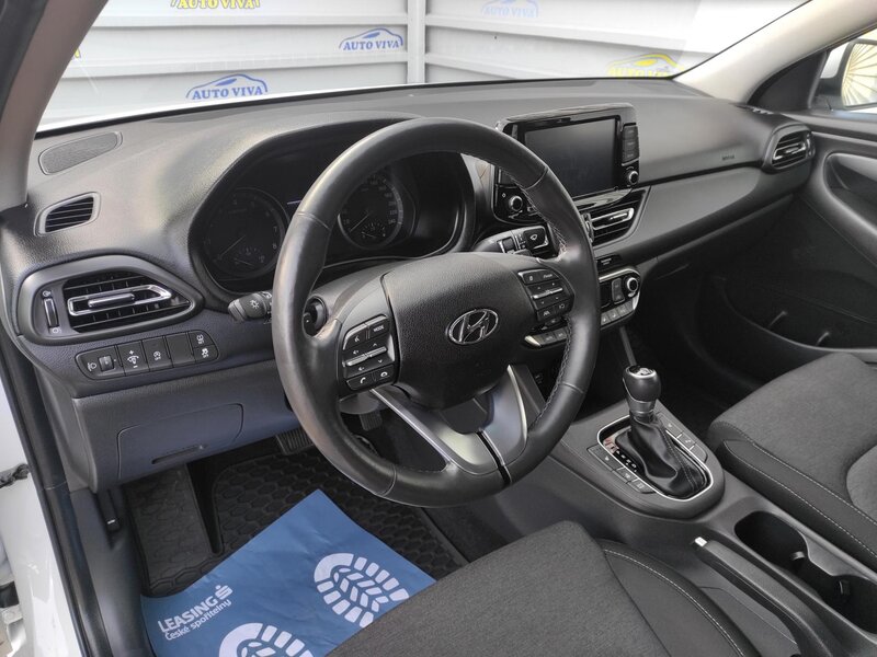 Hyundai - i30 - 1,5T-GDi mHev,48V,AT,Fastback