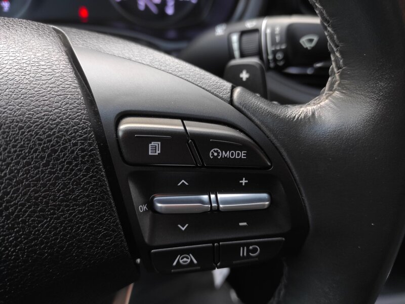 Hyundai - i30 - 1,5T-GDi mHev,48V,AT,Fastback