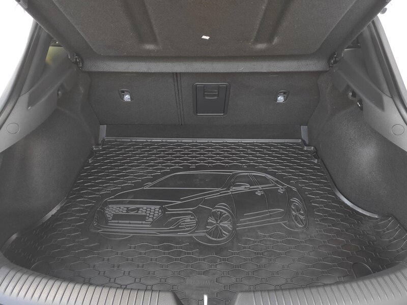 Hyundai - i30 - 1,5T-GDi mHev,48V,AT,Fastback