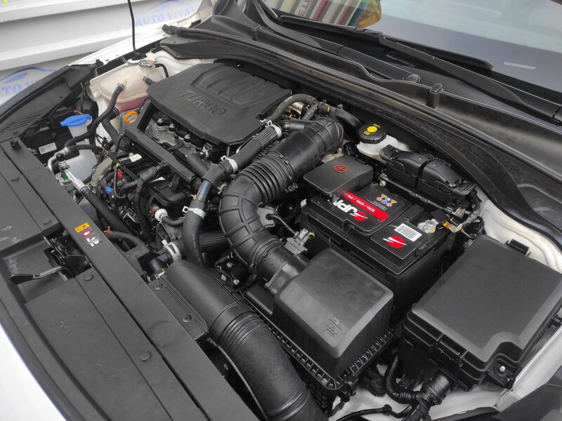 Hyundai - i30 - 1,5T-GDi mHev,48V,AT,Fastback