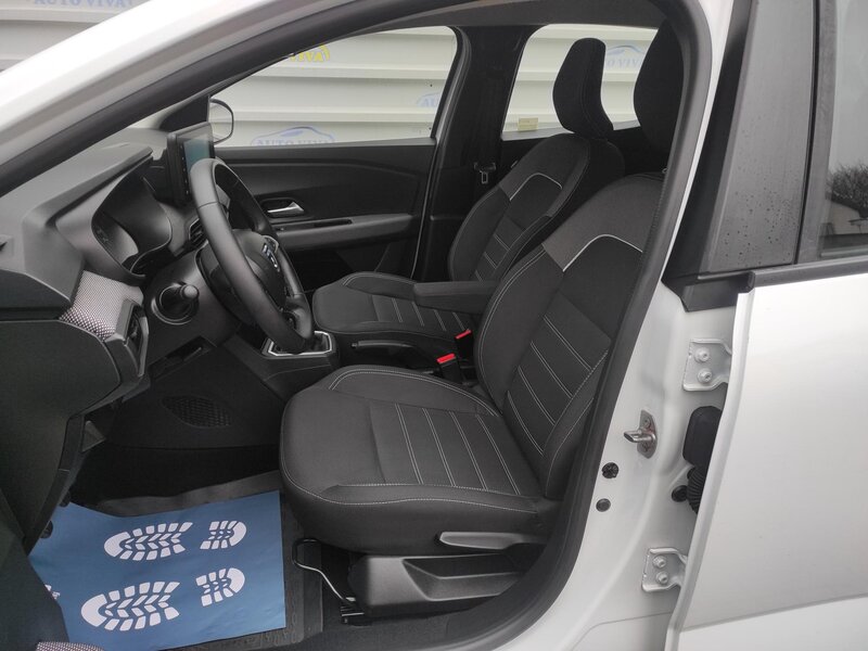 Dacia - Sandero - 1.0 TCe,ČR,1.Maj.