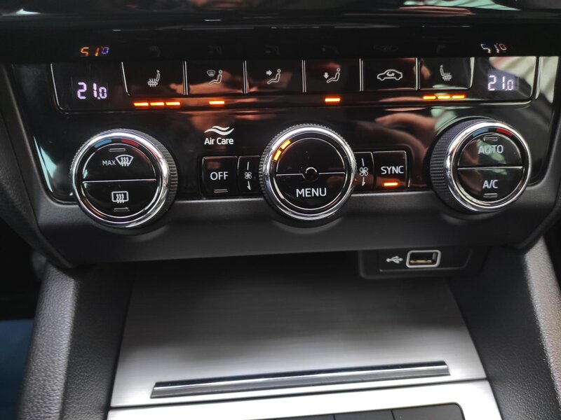 Škoda - Octavia - 1,5TSi 110kW, Ambition, ČR