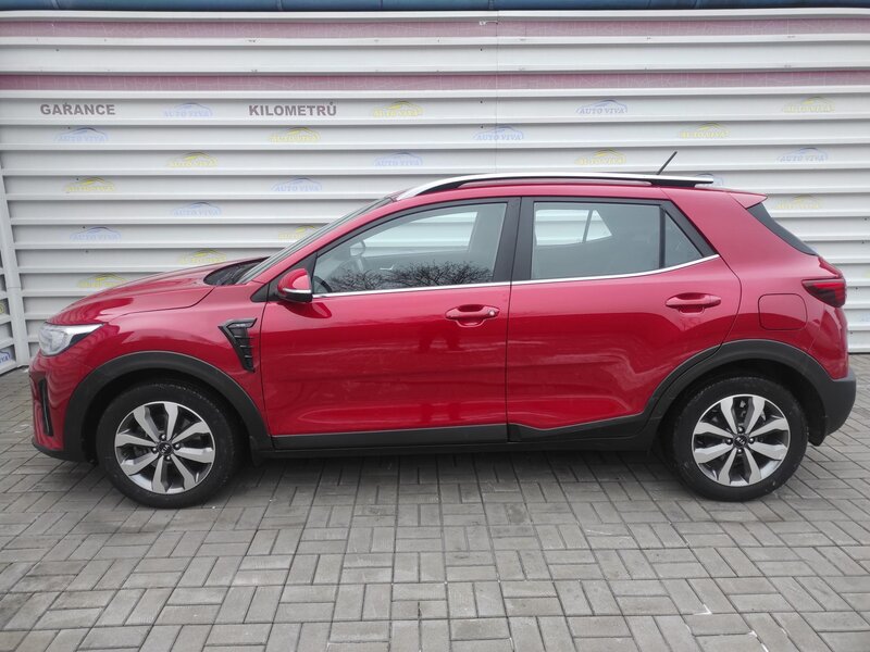 Kia - Stonic - 1,2DPi ČR, Tempomat, Kamera Kia - Stonic - 1,2DPi ČR, Tempomat, Kamera