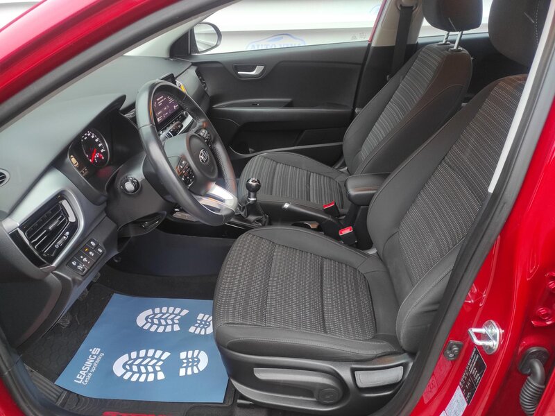 Kia - Stonic - 1,2DPi ČR, Tempomat, Kamera Kia - Stonic - 1,2DPi ČR, Tempomat, Kamera