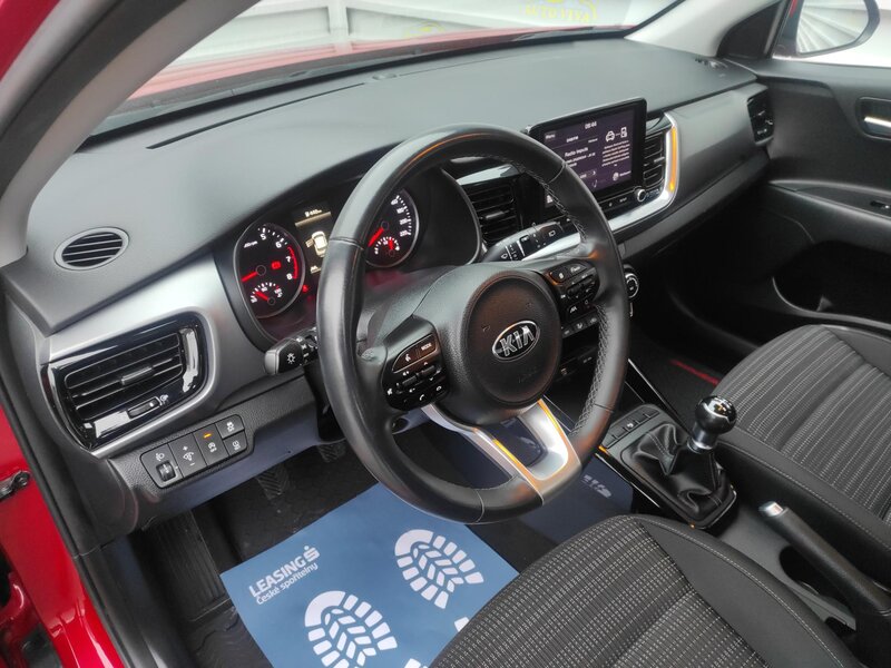 Kia - Stonic - 1,2DPi ČR, Tempomat, Kamera Kia - Stonic - 1,2DPi ČR, Tempomat, Kamera