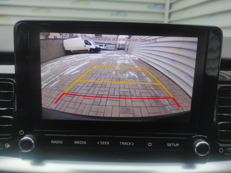 Kia - Stonic - 1,2DPi ČR, Tempomat, Kamera Kia - Stonic - 1,2DPi ČR, Tempomat, Kamera