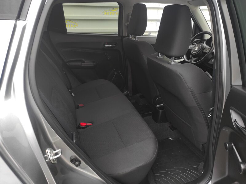 Suzuki - Swift - 1,2i 4x4!!, ČR, Serviska