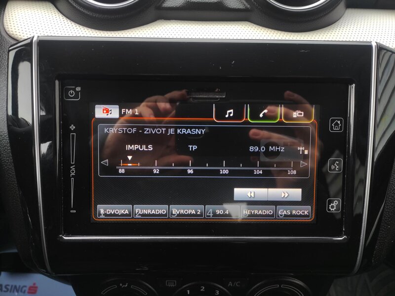 Suzuki - Swift - 1,2i 4x4!!, ČR, Serviska