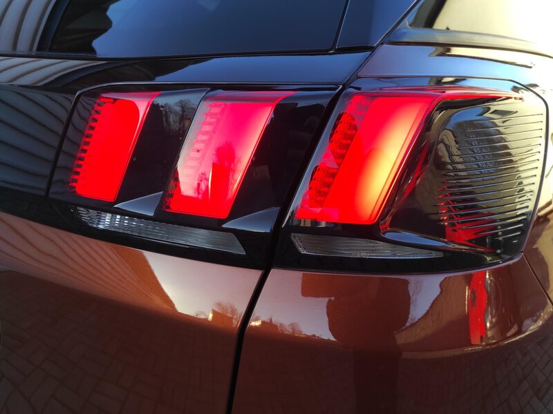 Peugeot - 3008 - 1,5bHDi Allure EAT8 S&amp;S Pano