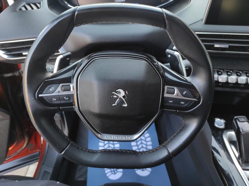 Peugeot - 3008 - 1,5bHDi Allure EAT8 S&amp;S Pano