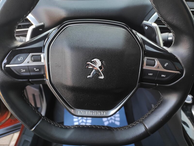 Peugeot - 3008 - 1,5bHDi Allure EAT8 S&amp;S Pano