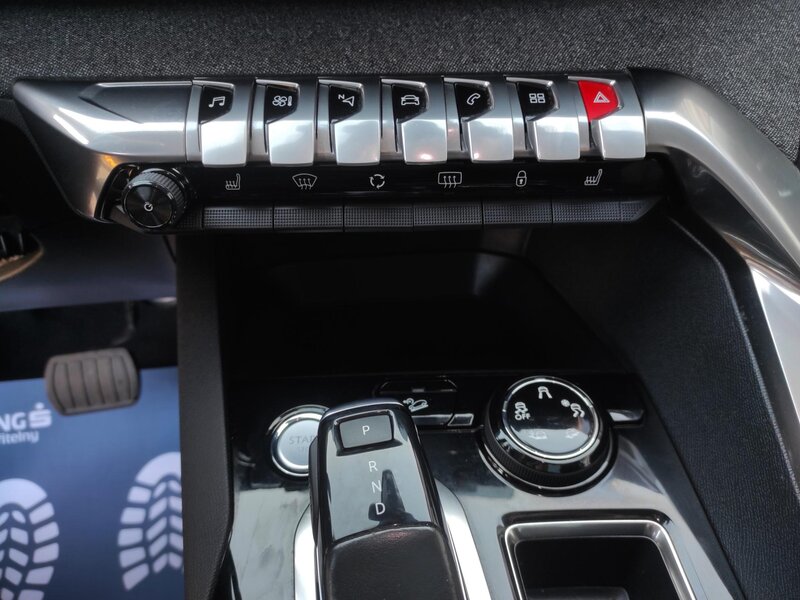 Peugeot - 3008 - 1,5bHDi Allure EAT8 S&amp;S Pano