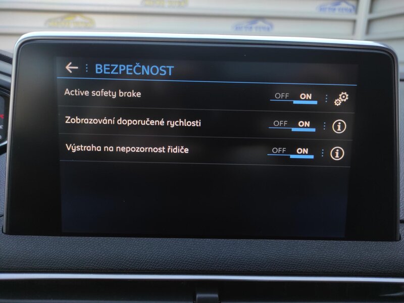 Peugeot - 3008 - 1,5bHDi Allure EAT8 S&amp;S Pano